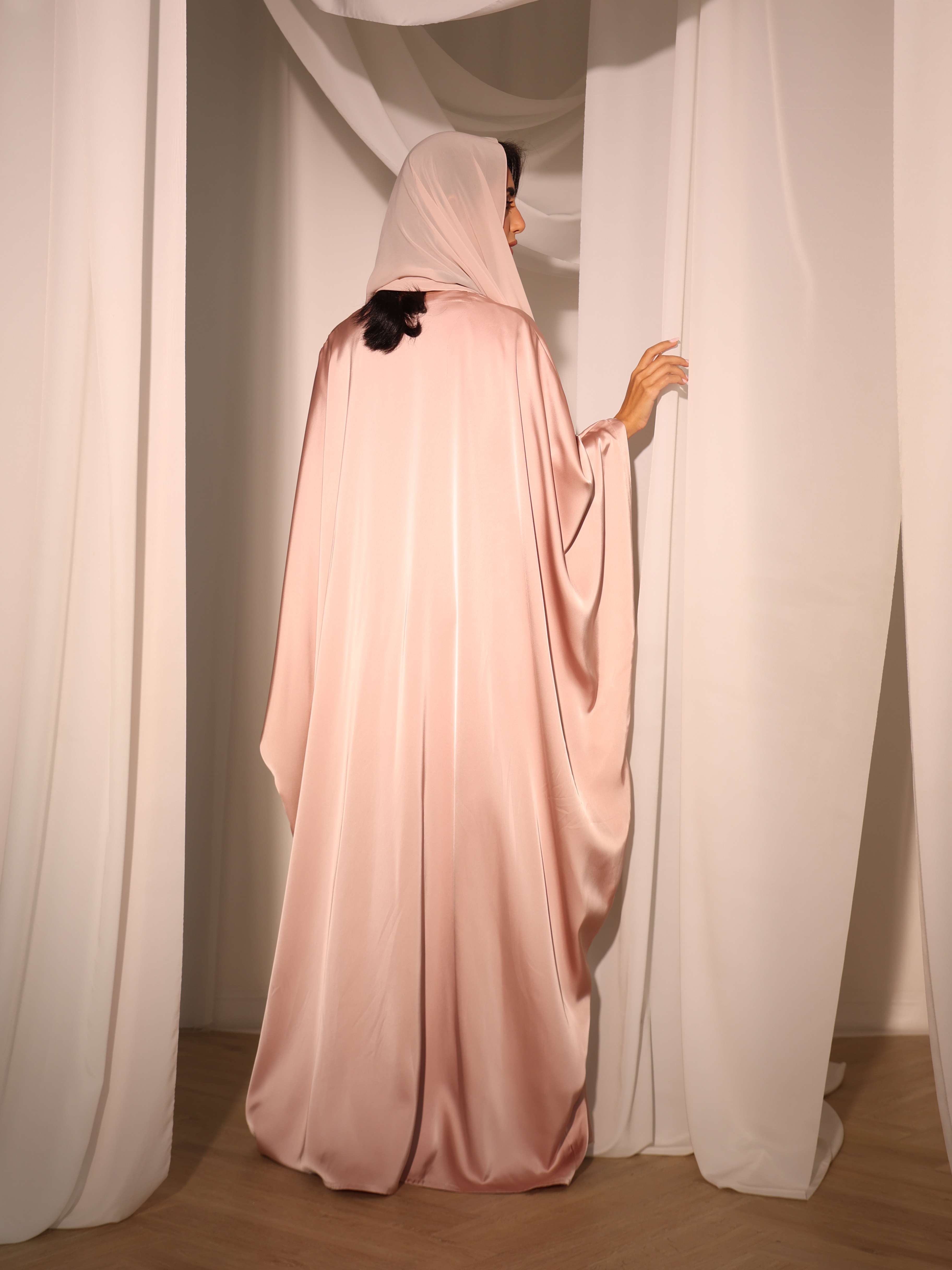 Desert Rose Abaya photo 5
